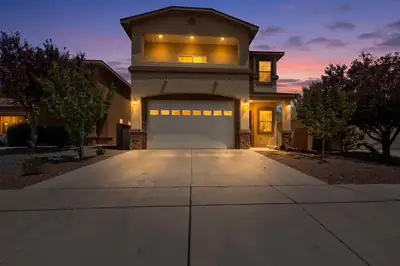 820 Serrano Pointe NW, Albuquerque