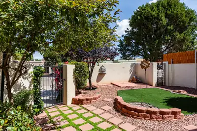 6930 Arvilla Place NE, Albuquerque