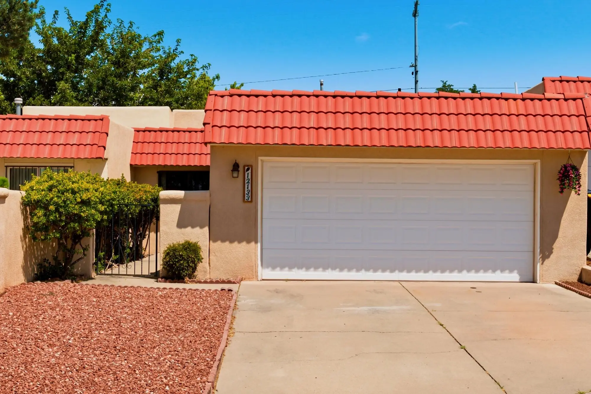 12133 Calle Zagal NE