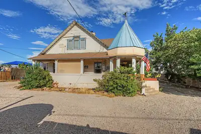 9742 4th Street NW, Albuquerque