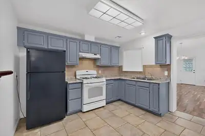 1401 Vista Del Rio Road SW 
