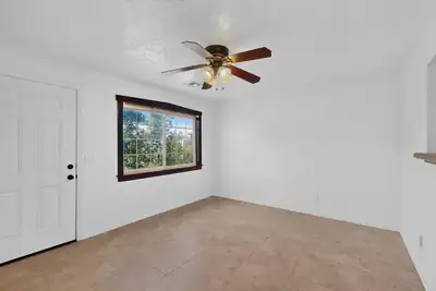 1401 Vista Del Rio Road SW 