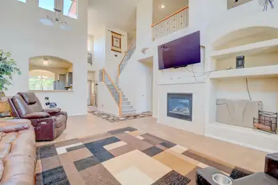 2139 Violeta Circle SE 