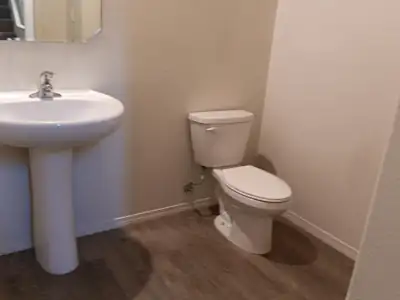 1528 Domino Drive SE 