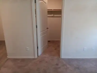 1528 Domino Drive SE 