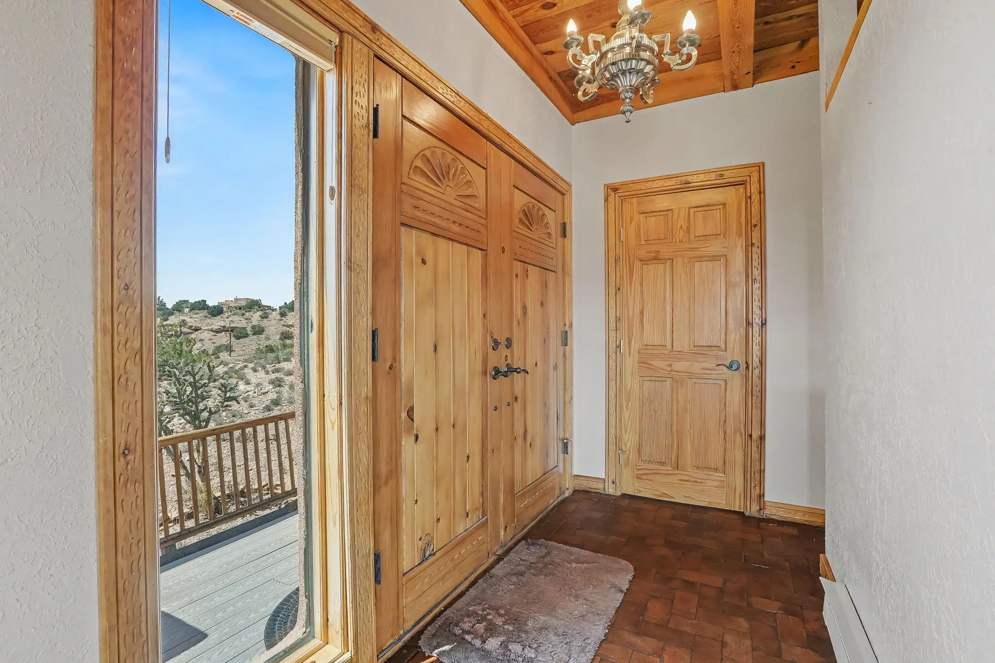 2 Cueva Canyon Road