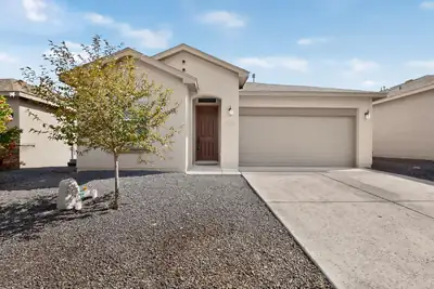 4276 Crowned Eagle Loop NE 