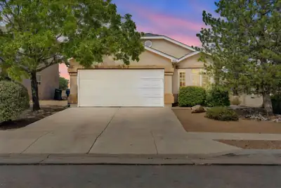 3000 Desert Sage Avenue SW, Los Lunas