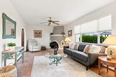 1500 Tulip Road SE 
