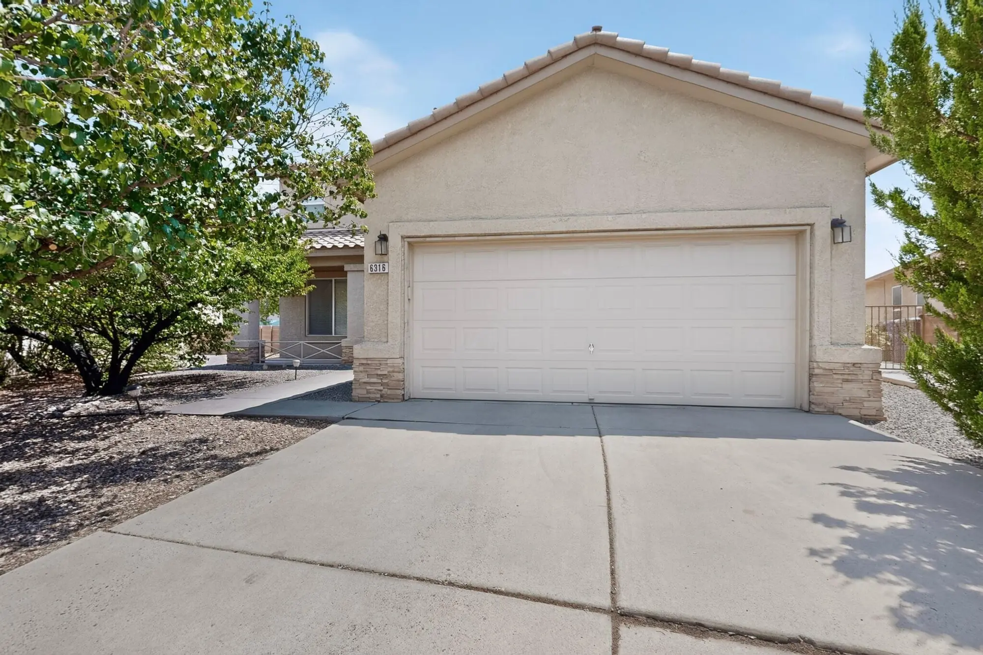 6316 Calle Tesoro NW