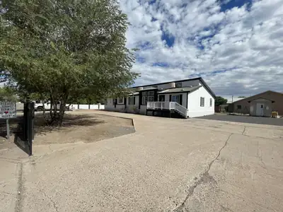1415 Donna Road 