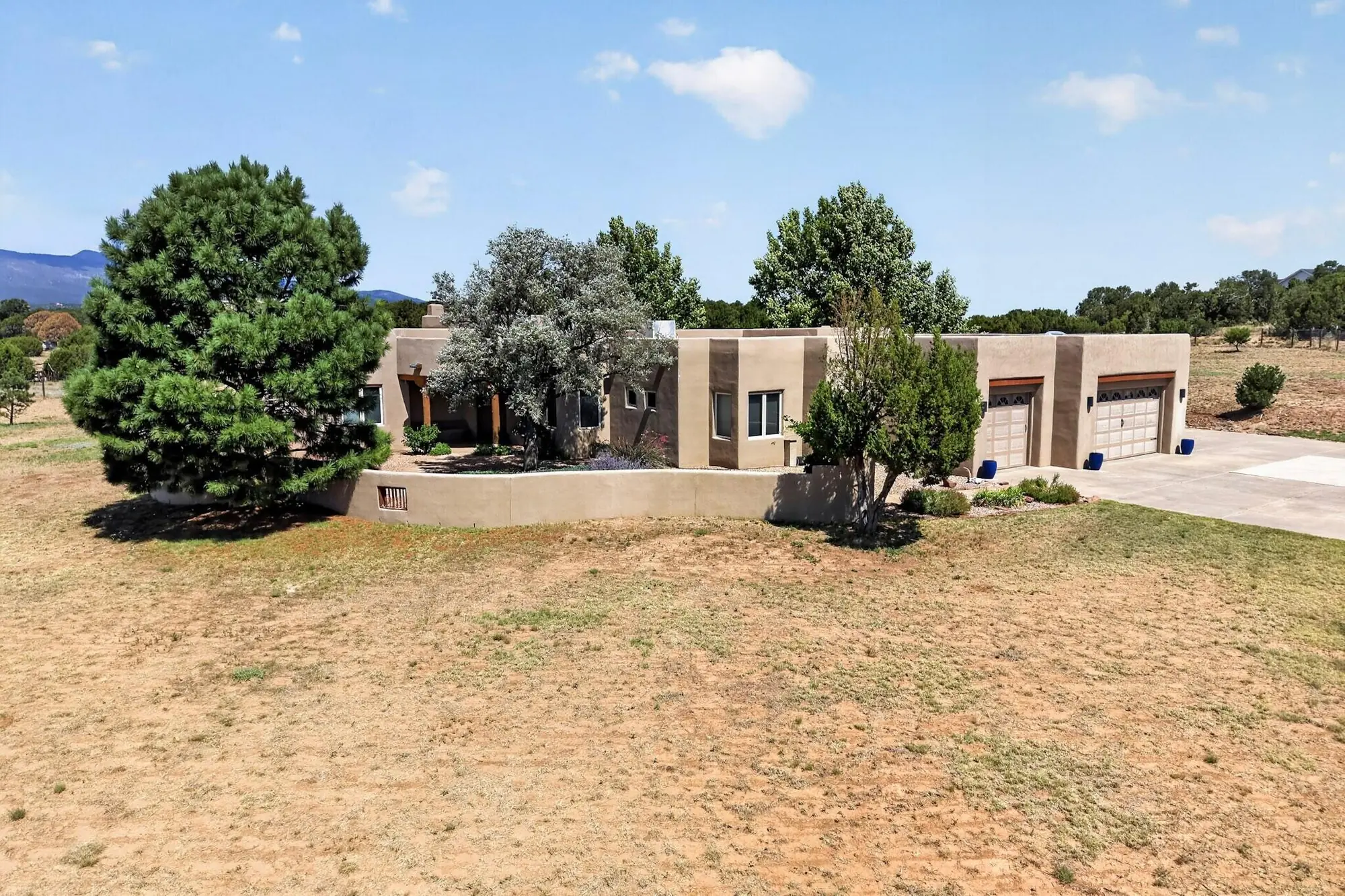 16 Richland Drive