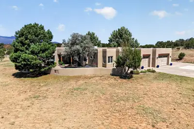 16 Richland Drive, Tijeras