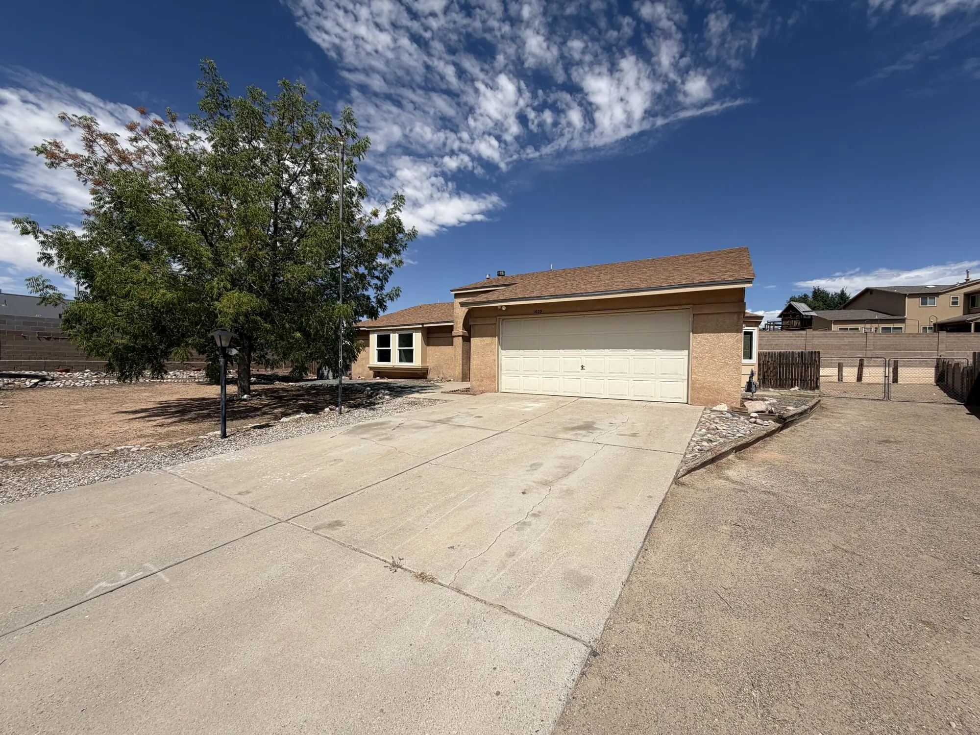1609 Blue Quail Court NE