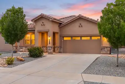 4223 Summit Park Road NE, Rio Rancho