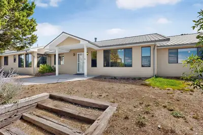 51 Crestview Road 