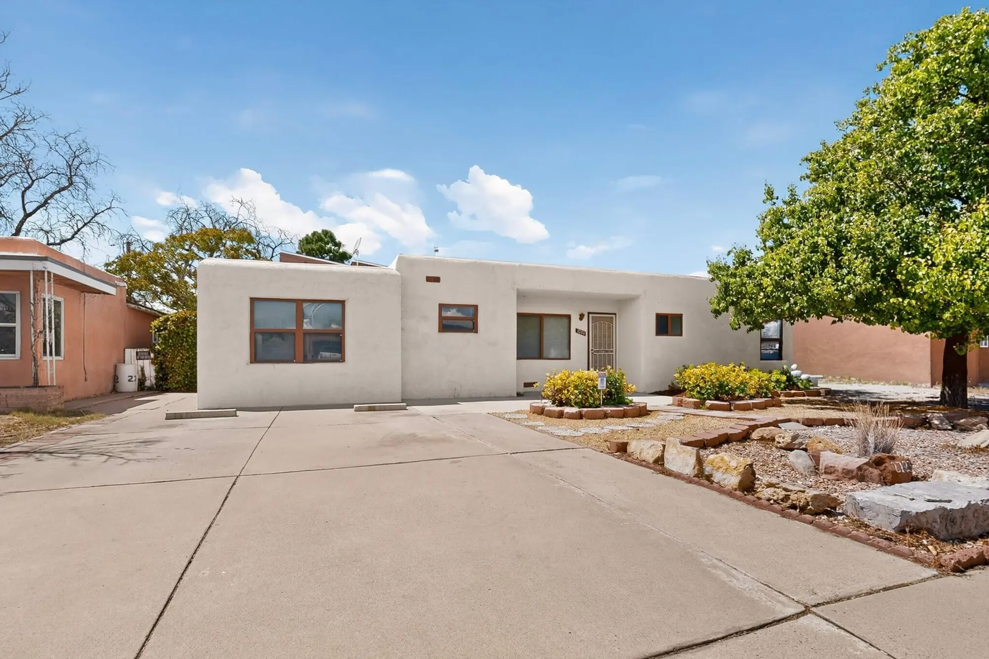2723 Sierra Drive NE