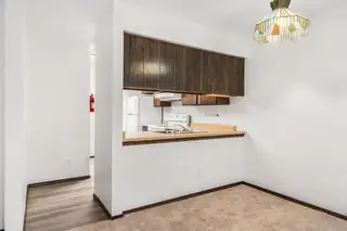 2905 Palo Verde Drive NE 