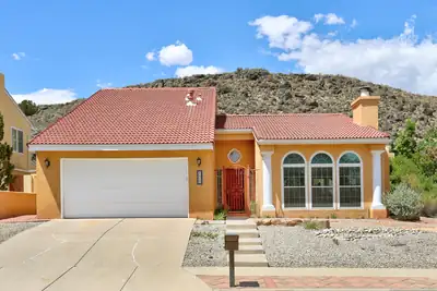 5913 Painted Pony Drive NW, Albuquerque