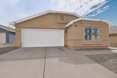 512 Leeward Drive NW, Albuquerque
