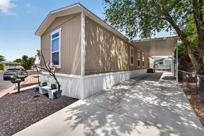 1014 Mustang Trail SE, Albuquerque