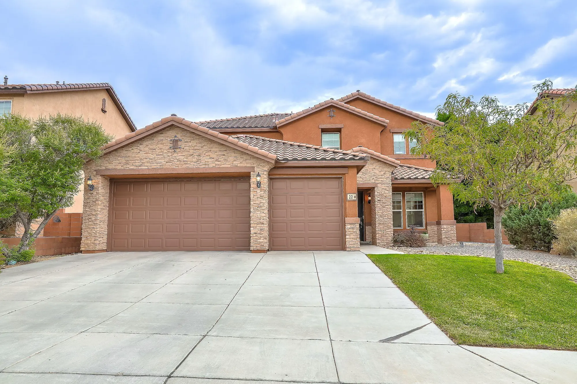 22 Monte Vista Drive NE