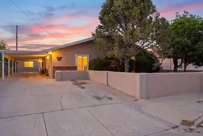 5607 Alta Vista Court SW, Albuquerque