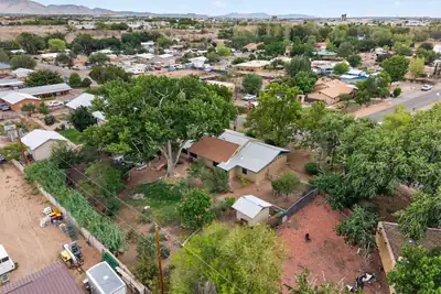 105 Sombrero Loop NE 