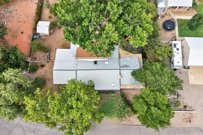 105 Sombrero Loop NE 
