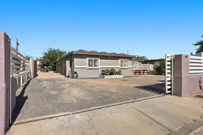 308 62nd Street NW, Albuquerque