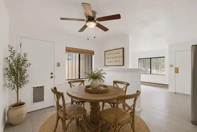 3413 Corona Dr. NW 