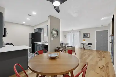 4701 Morris Street NE APT 402, Albuquerque