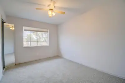 21 San Fernando Avenue 