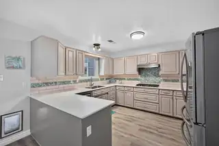 1400 Hillside Drive SW 