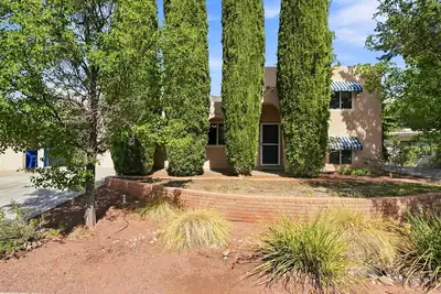 5504 Cancelar Drive NE 