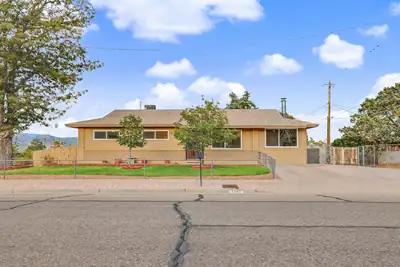 1502 Delgado Drive SW 