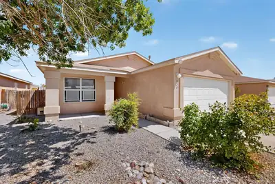 928 Tanager Drive SW, Albuquerque