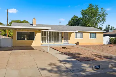 2812 Cardenas Drive NE, Albuquerque