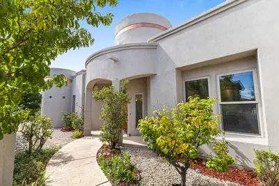 8223 Desert Lily Lane NE 