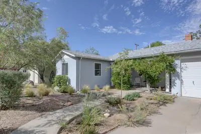 329 Montclaire Drive NE, Albuquerque