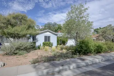 329 Montclaire Drive NE 