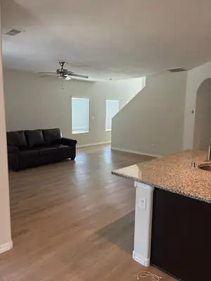 2217 Violeta Circle SE 