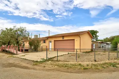 2620 Lucero Road SW 