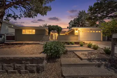 8005 Pickard Avenue NE, Albuquerque