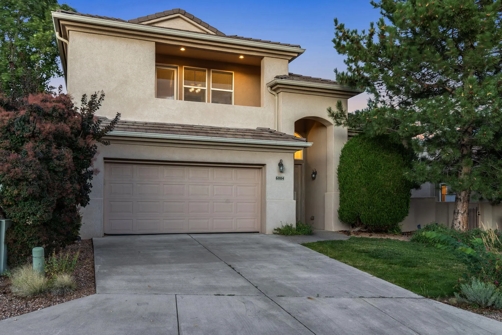 6004 Wildflower Trail NE