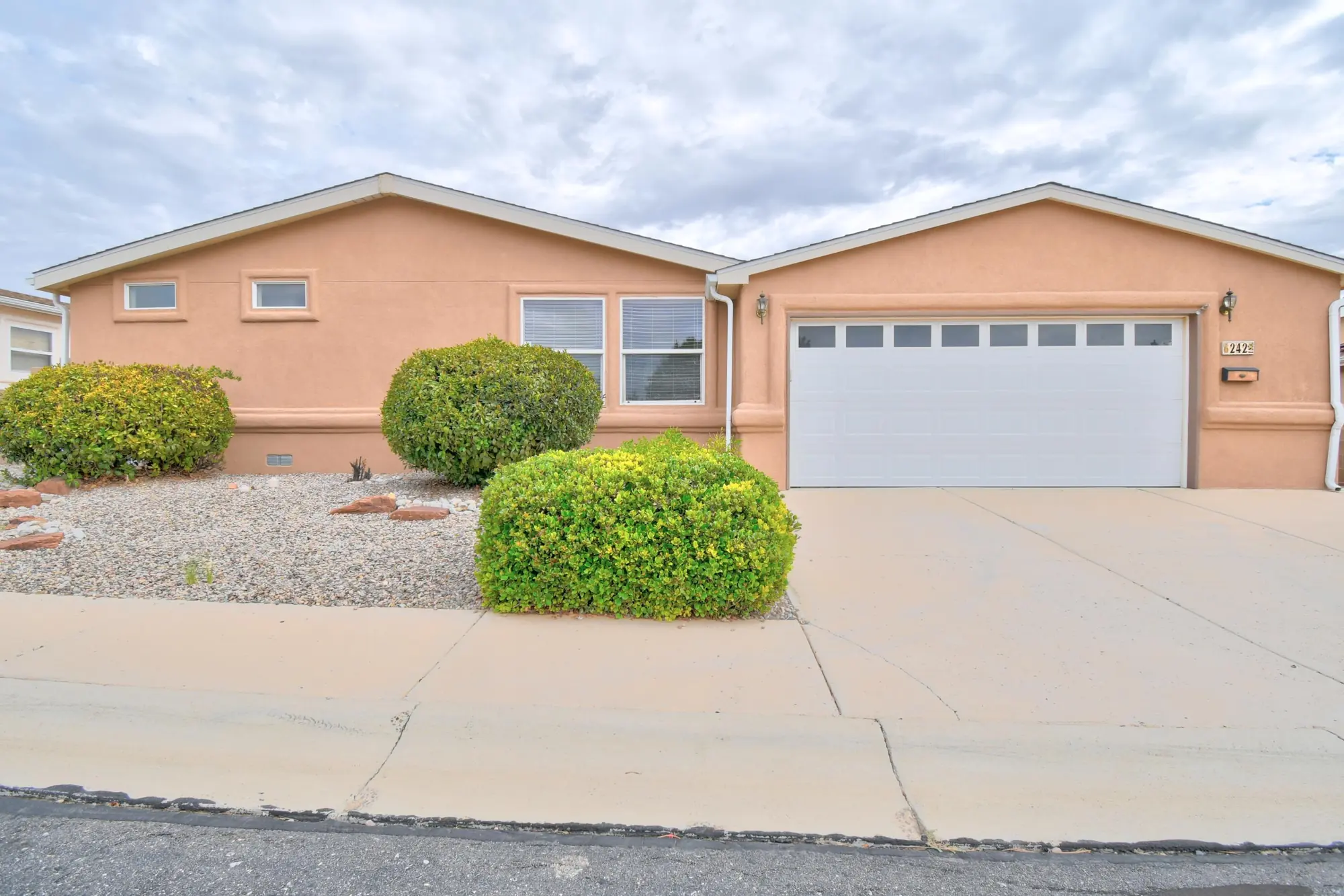 242 Sunrise Bluffs Drive