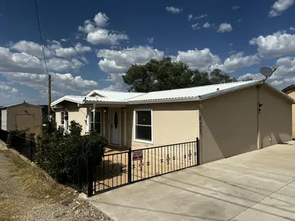 825 Corona Avenue, Santa Rosa 