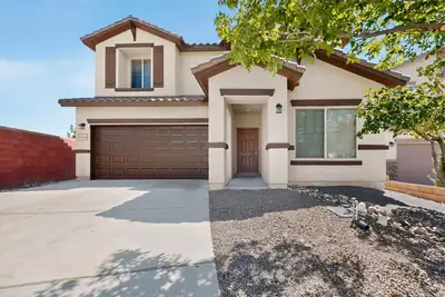 160 La Cuesta Court NE, Rio Rancho