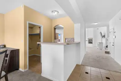 1290 La Fonda Street 