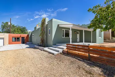 1100 Dartmouth Drive NE, Albuquerque